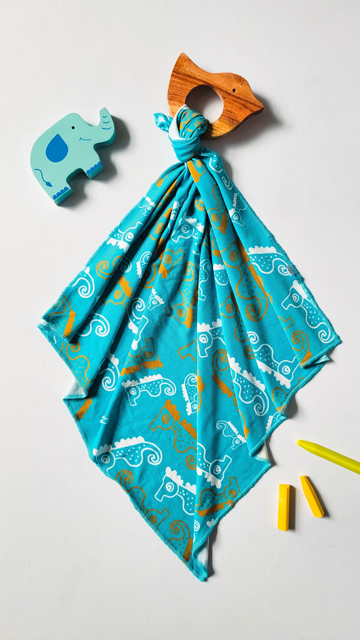 Gift Bundle: A Set of 3 Swaddles and Bandana Bibs
