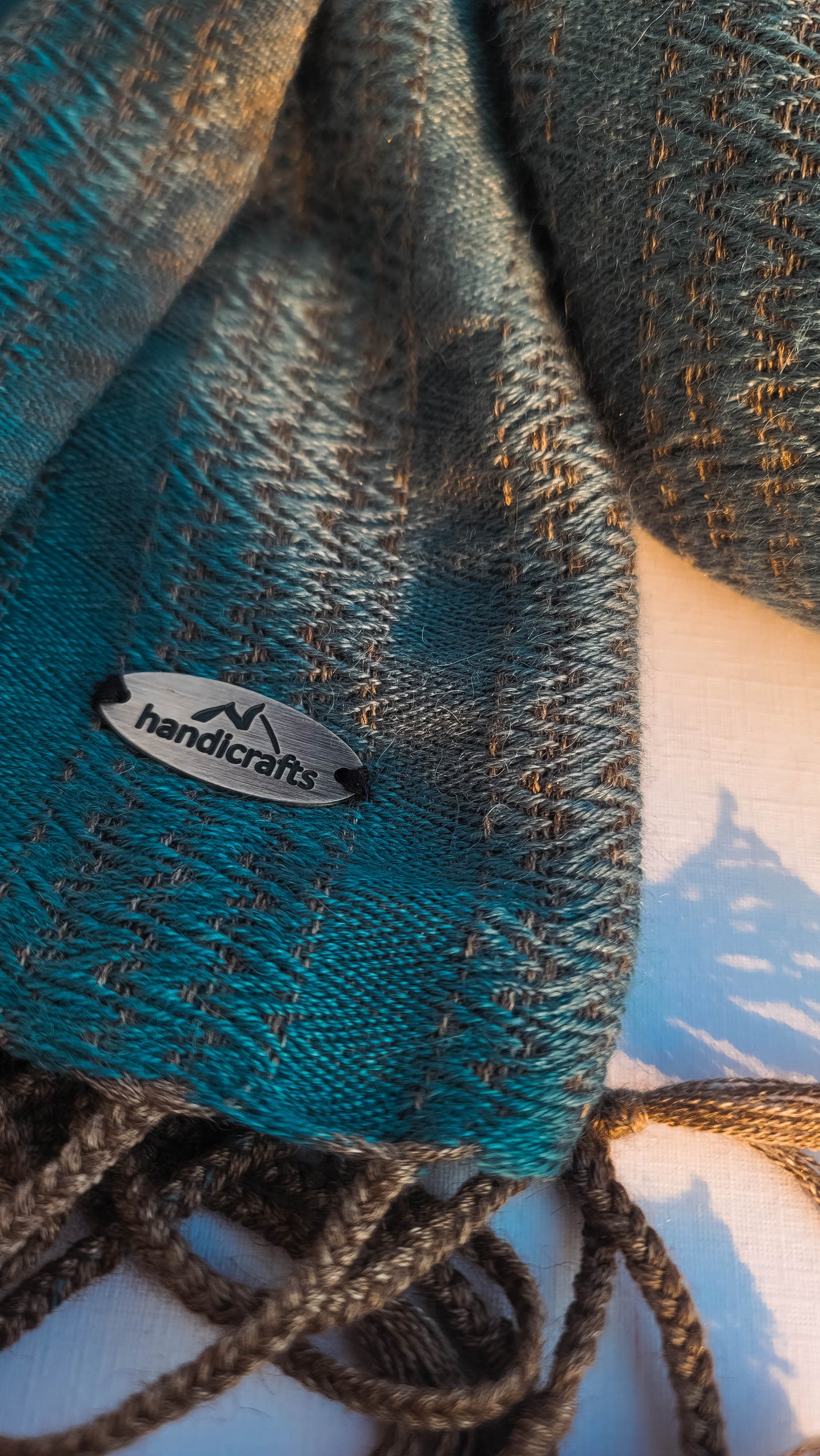 Wave: Handwoven Scarf on a Table loom