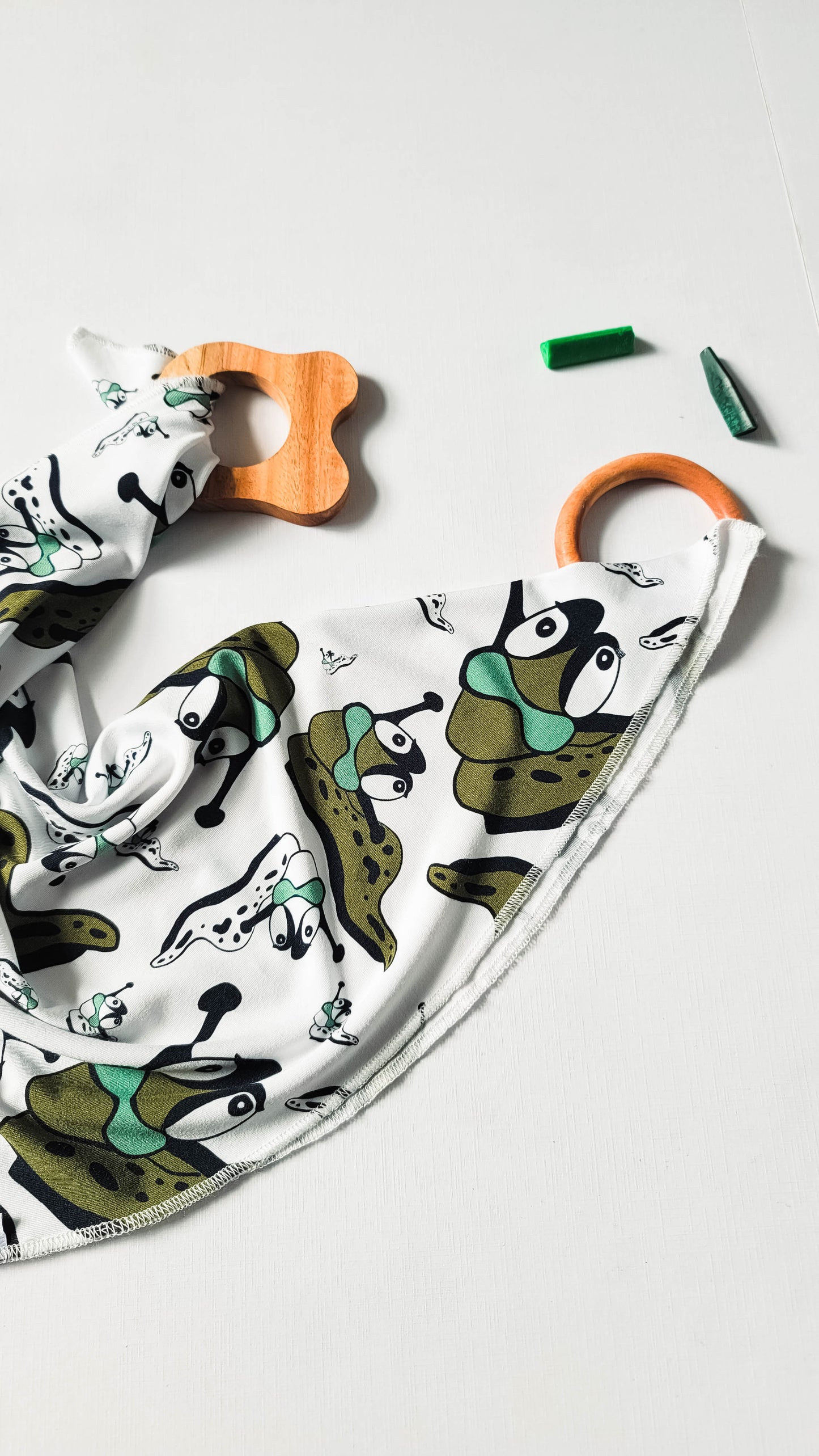 Sam The Slug: Bandana Bib