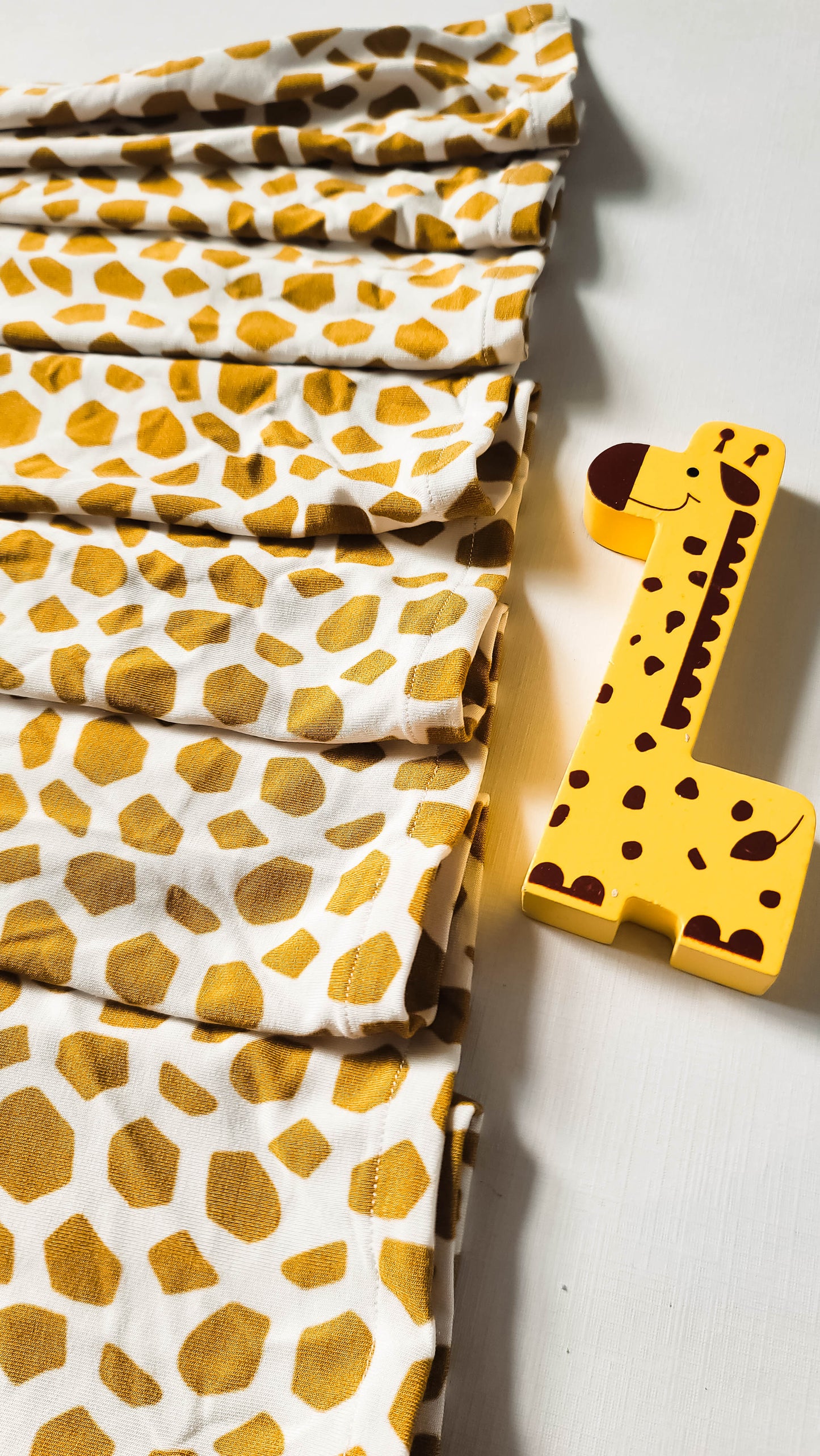 Gift Bundle: A Set of 3 Swaddles and Bandana Bibs