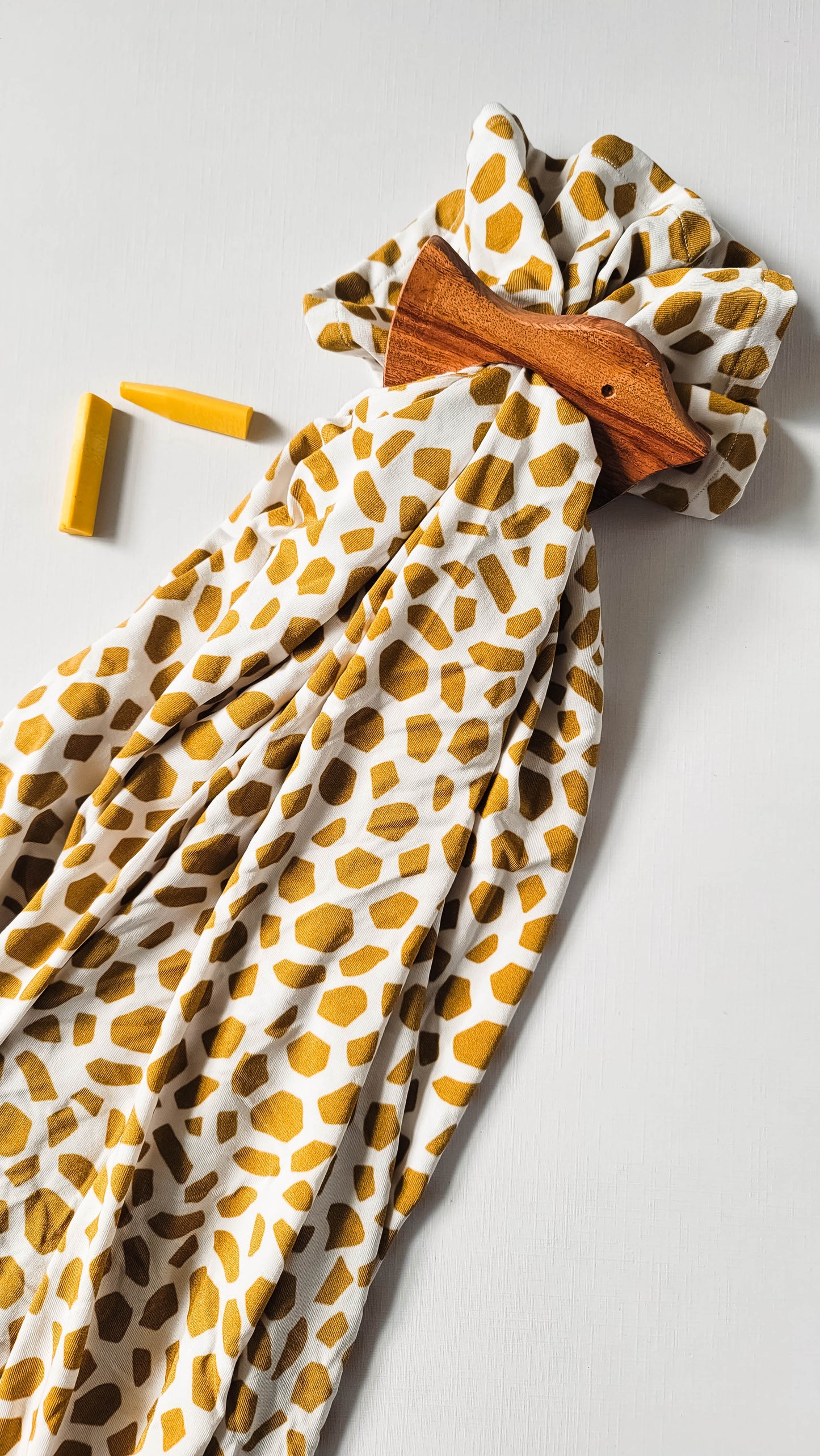 Gift Bundle: A Set of 3 Swaddles and Bandana Bibs