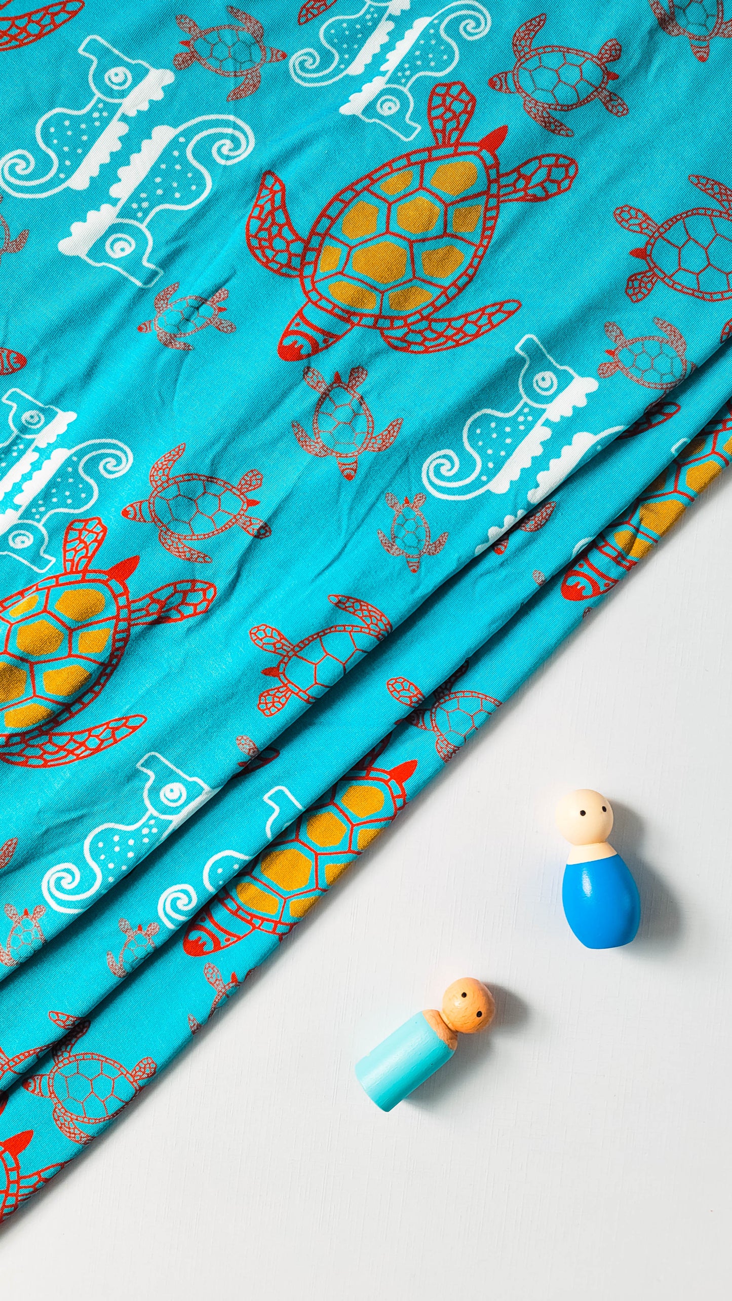 Gift Bundle: A Set of 3 Swaddles and Bandana Bibs
