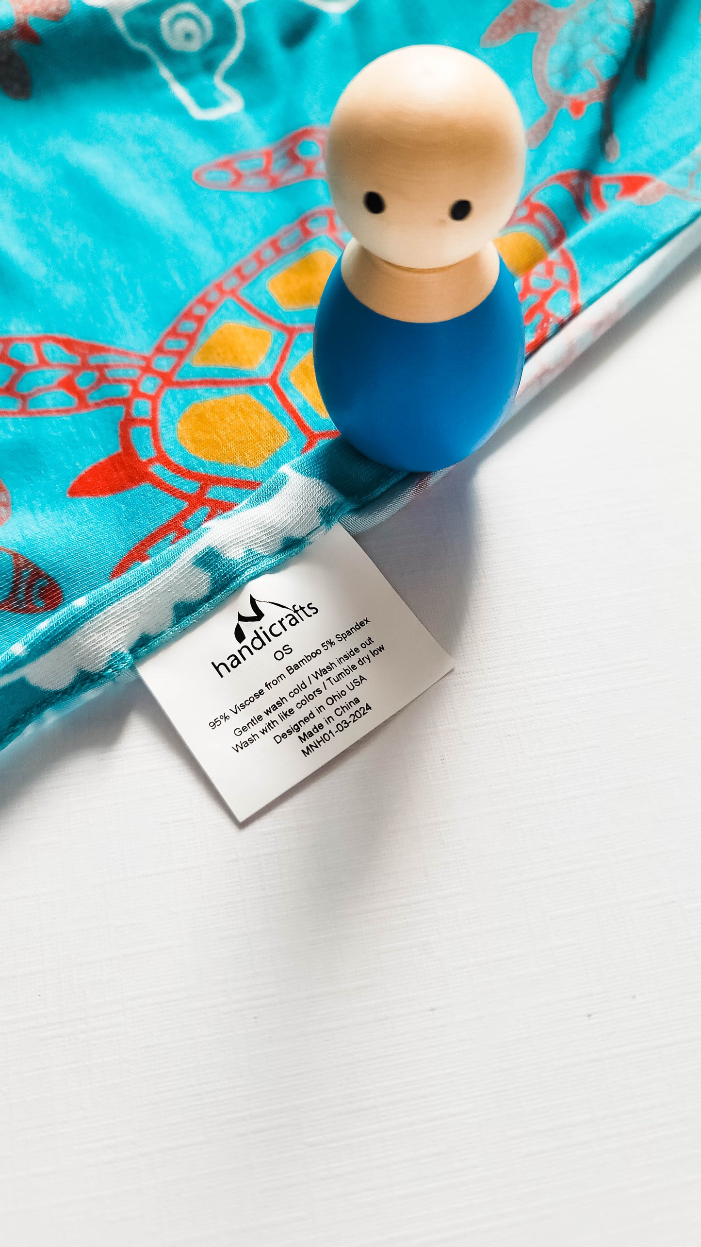 Gift Bundle: A Set of 3 Swaddles and Bandana Bibs