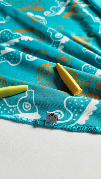 Gift Bundle: A Set of 3 Swaddles and Bandana Bibs