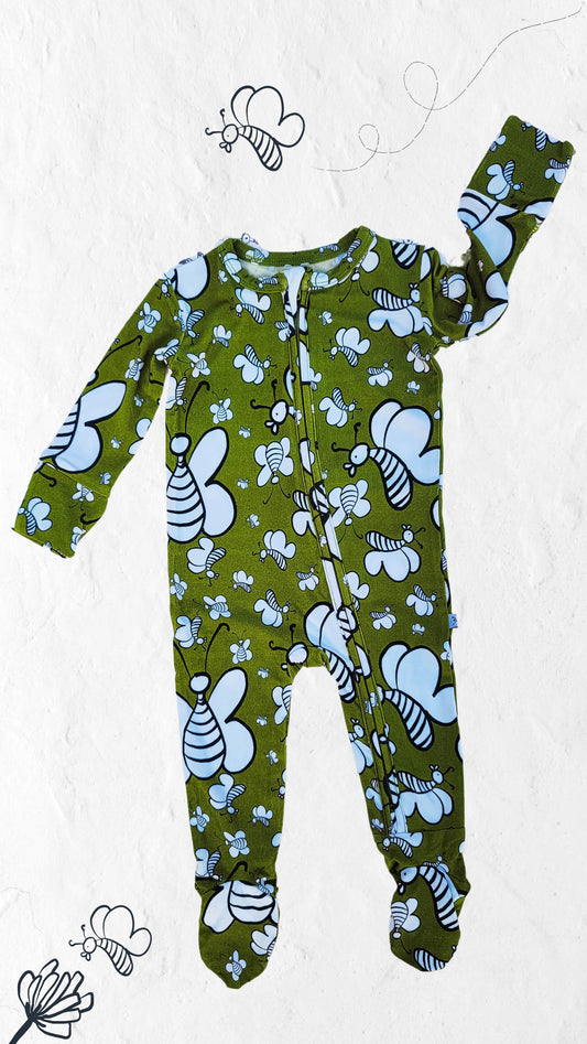 Butterfly: Long Sleeved Footed Zippies