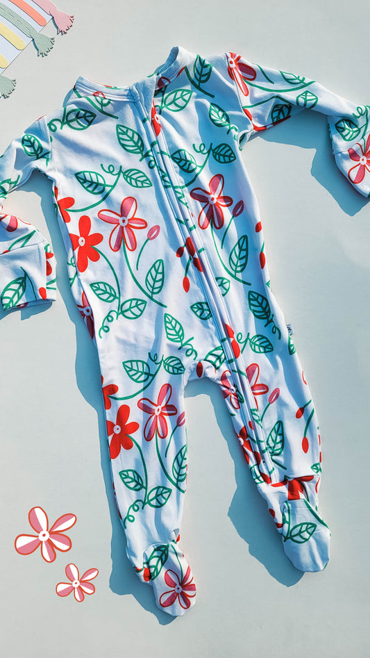 Malti: Long Sleeved Footed Zippies