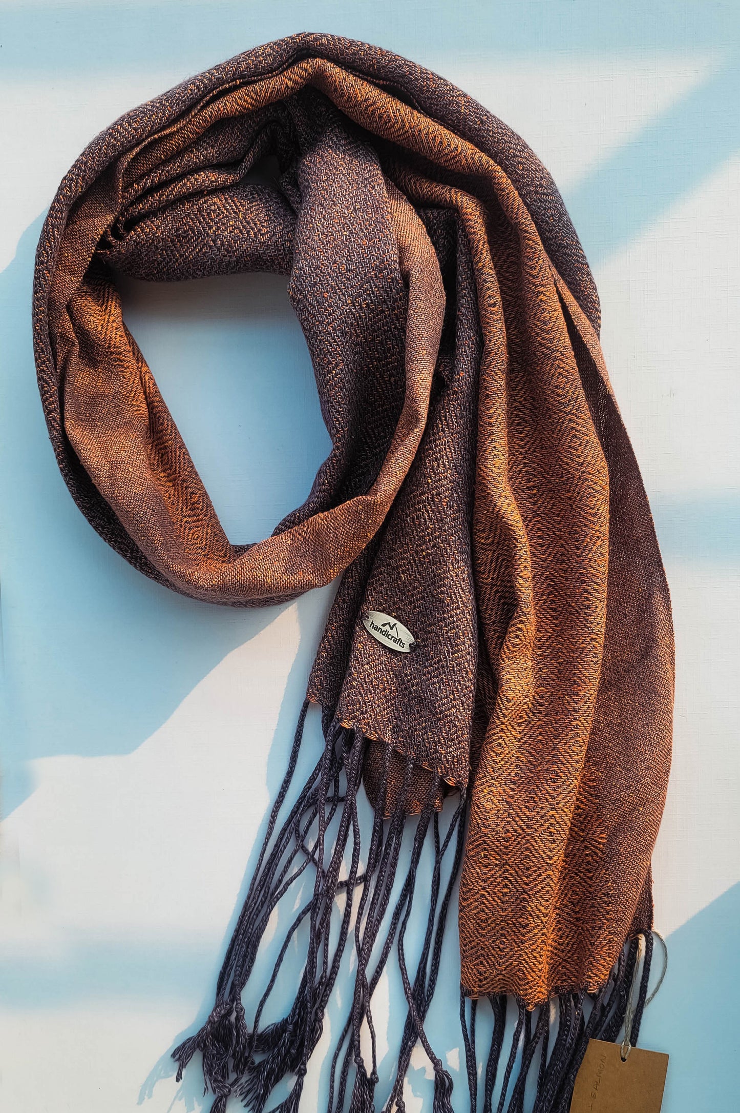 Abelone: Handwoven Scarf on a Table loom